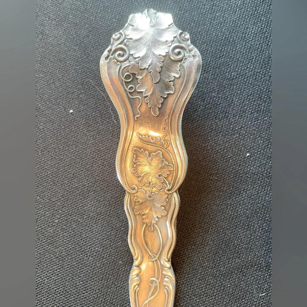 Moselle Grape Oyster/Soup Ladle